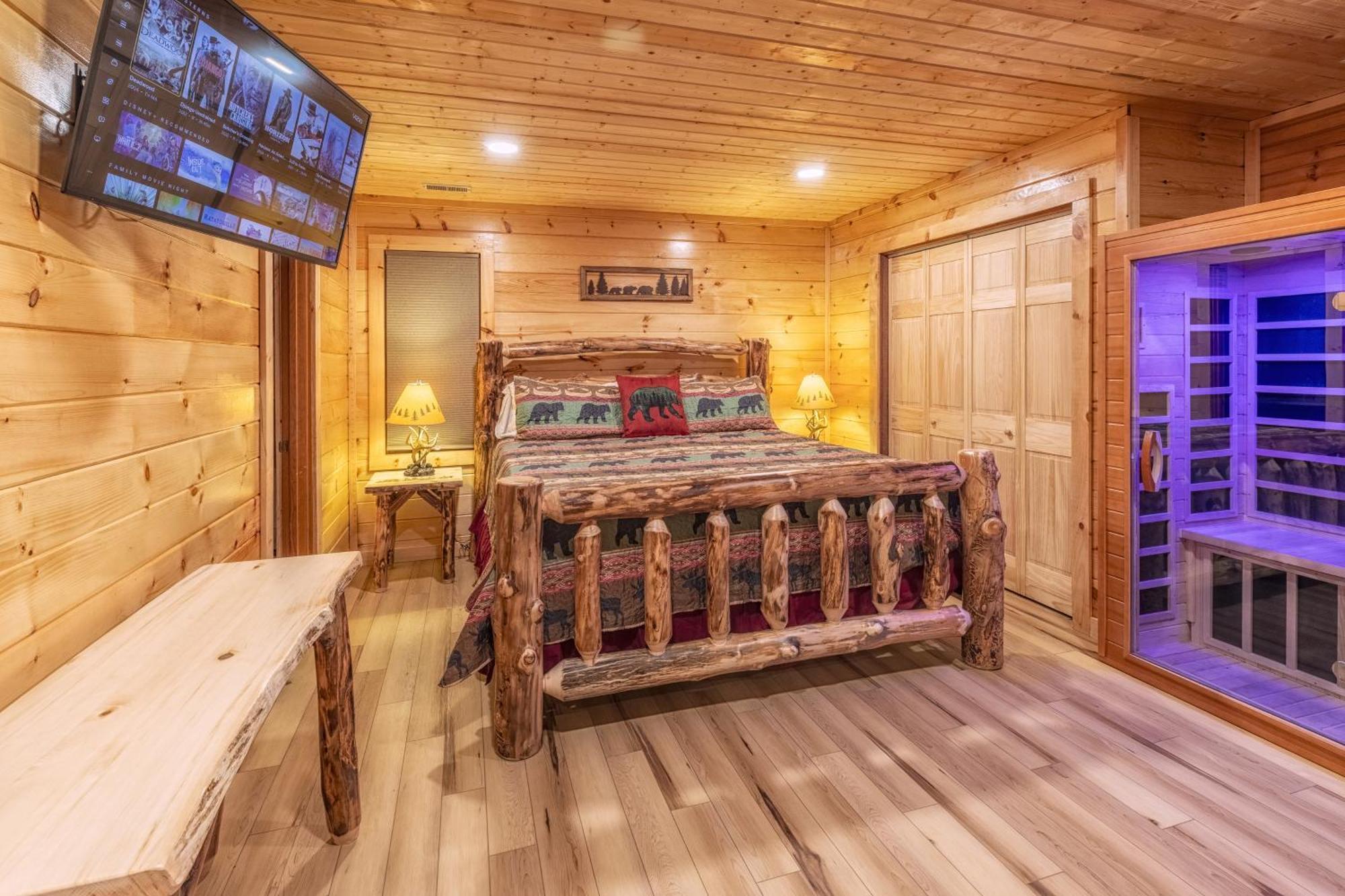 Real Log Cabin With Amazing Views, Hot Tub, Sauna, Games Gatlinburg Exteriör bild